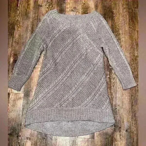 New York and Company tan and gold sweater